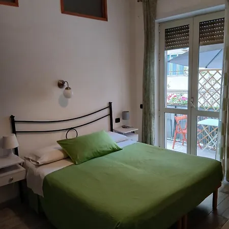Bed & Breakfast Comeacasa Salerno