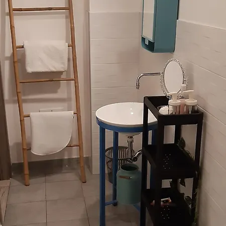Comeacasa לינה וארוחת בוקר 3*